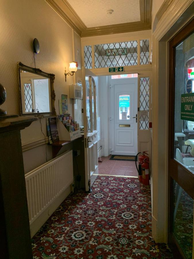 The Woodleigh Family Hotel Blackpool Eksteriør bilde